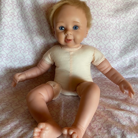 Ashton Drake So Truly Real Doll - Picture 3 of 7